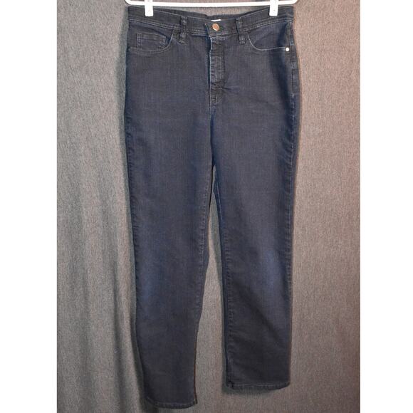 LEE Classic Fit Straight Leg Women's 12 Med At the Waist Denim Jeans Dark Wash - Picture 1 of 9